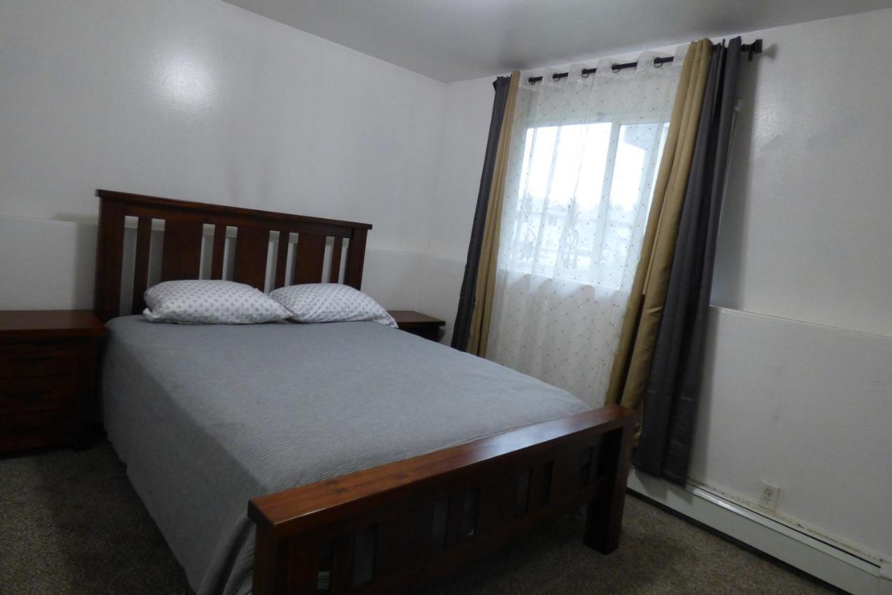 Apartment 410 E 45th Unit 1