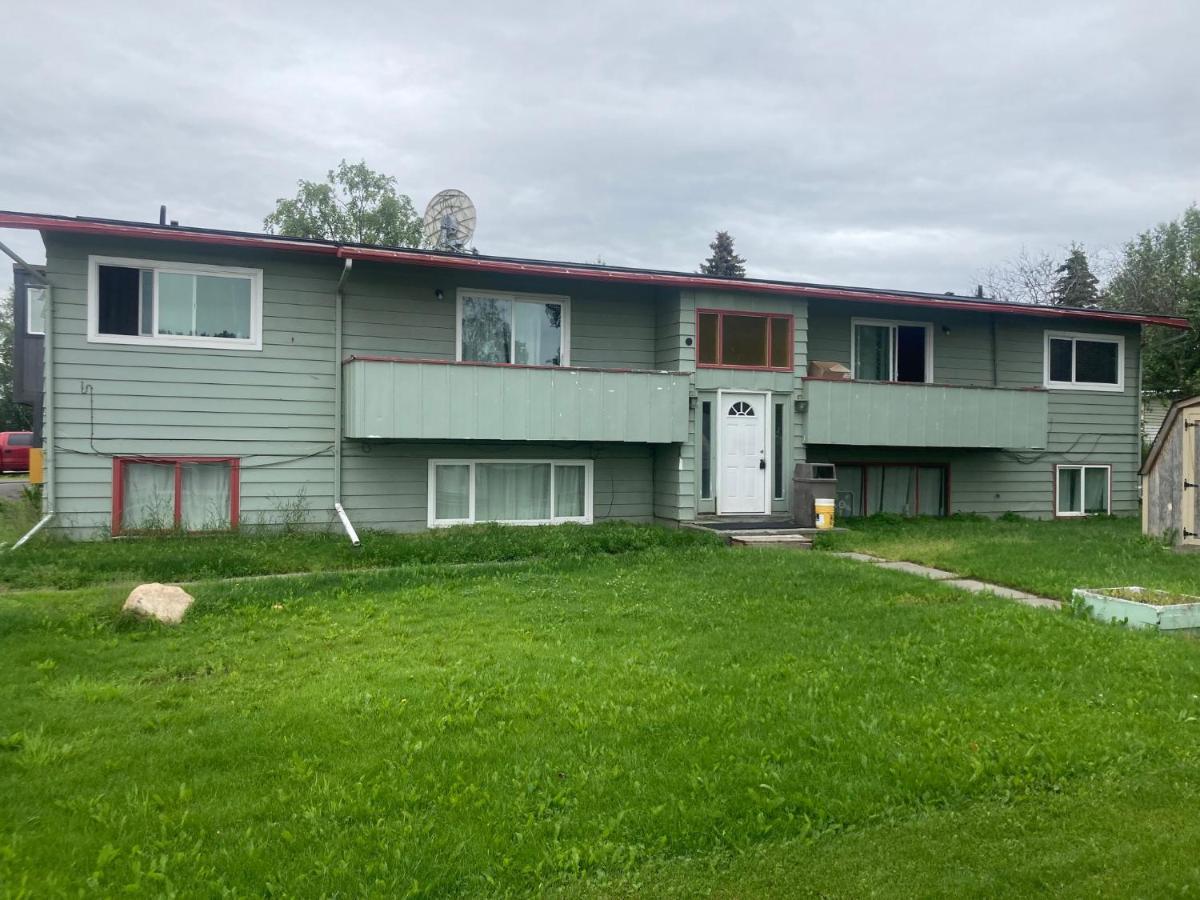 Apartment 410 E 45th Unit 1 *